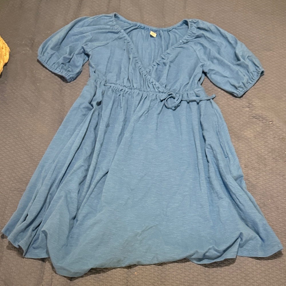Old Navy Women’s maternity Blue Dress